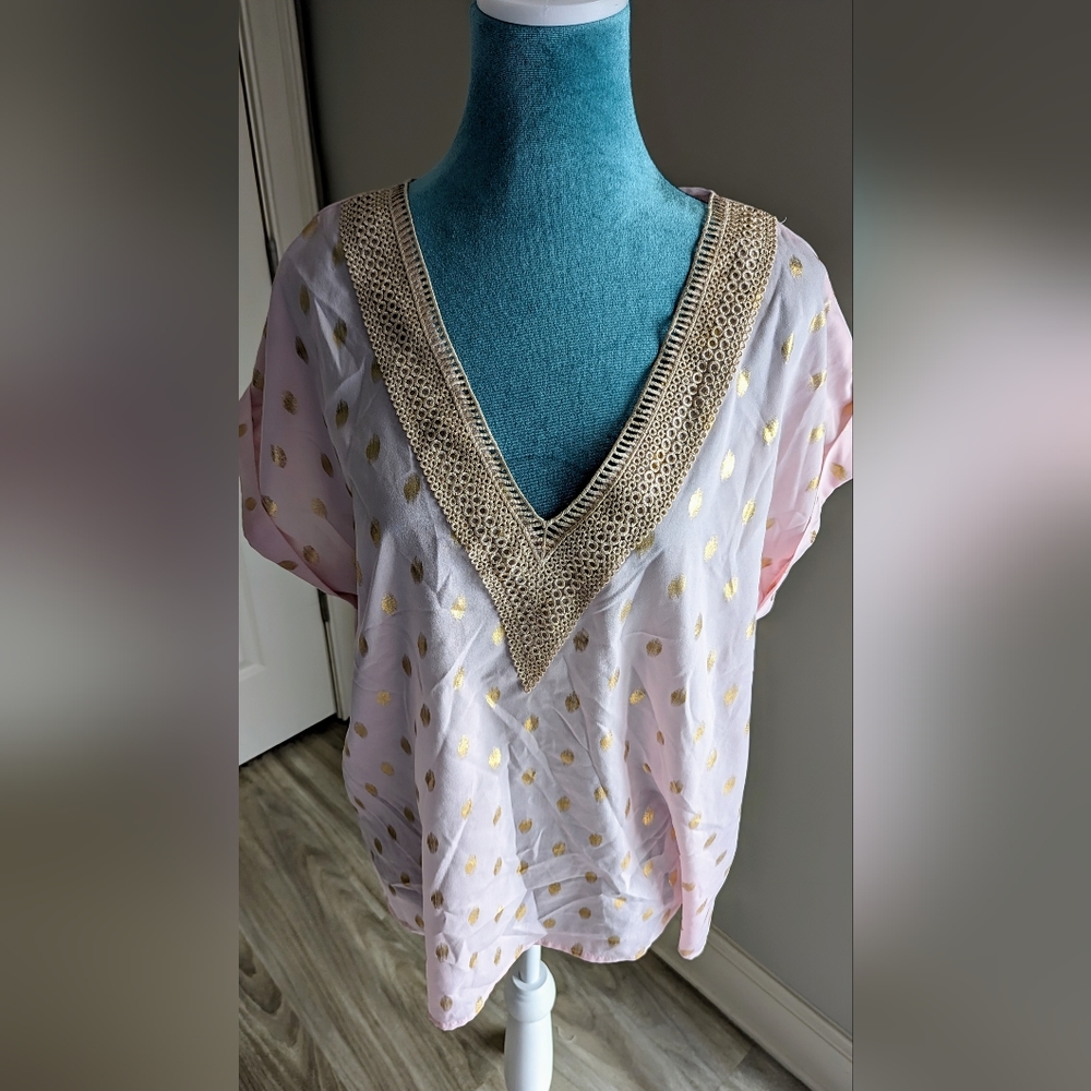 Guipure Lace, Gold Metallic Print, Soft Pink Blouse - Picture 11 of 13